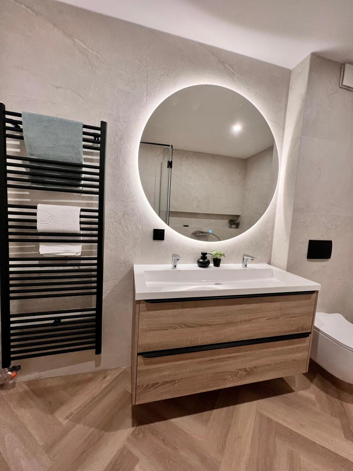 The Penthouse Sarajevo Apartment Bagian luar foto