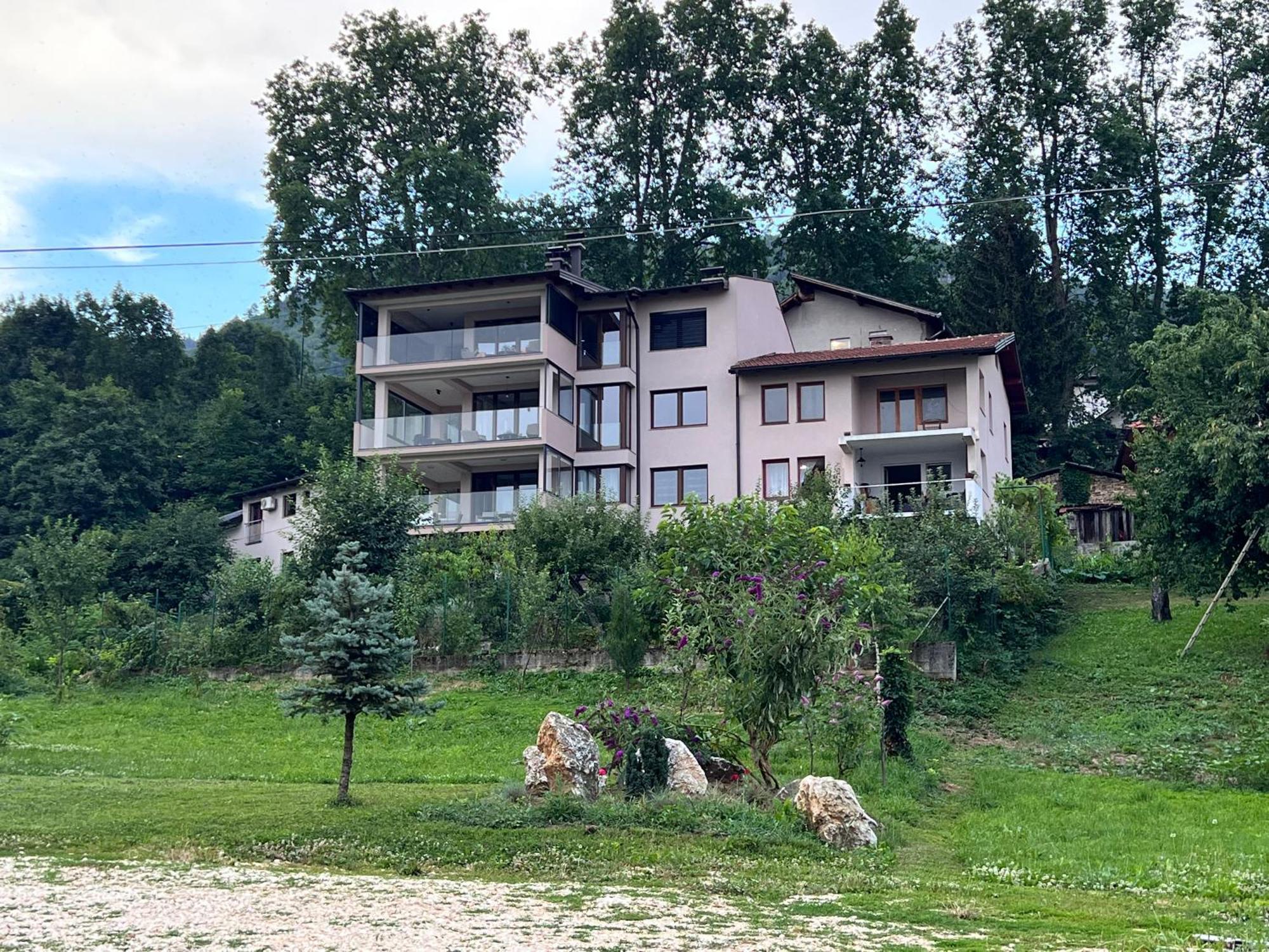 The Penthouse Sarajevo Apartment Bagian luar foto